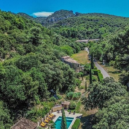 La Bergerie Pradel Bed & Breakfast Le Beaucet ภายนอก รูปภาพ