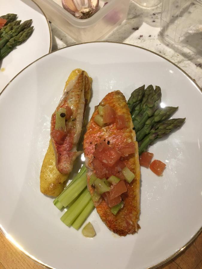 La Bergerie Pradel Bed & Breakfast Le Beaucet ภายนอก รูปภาพ