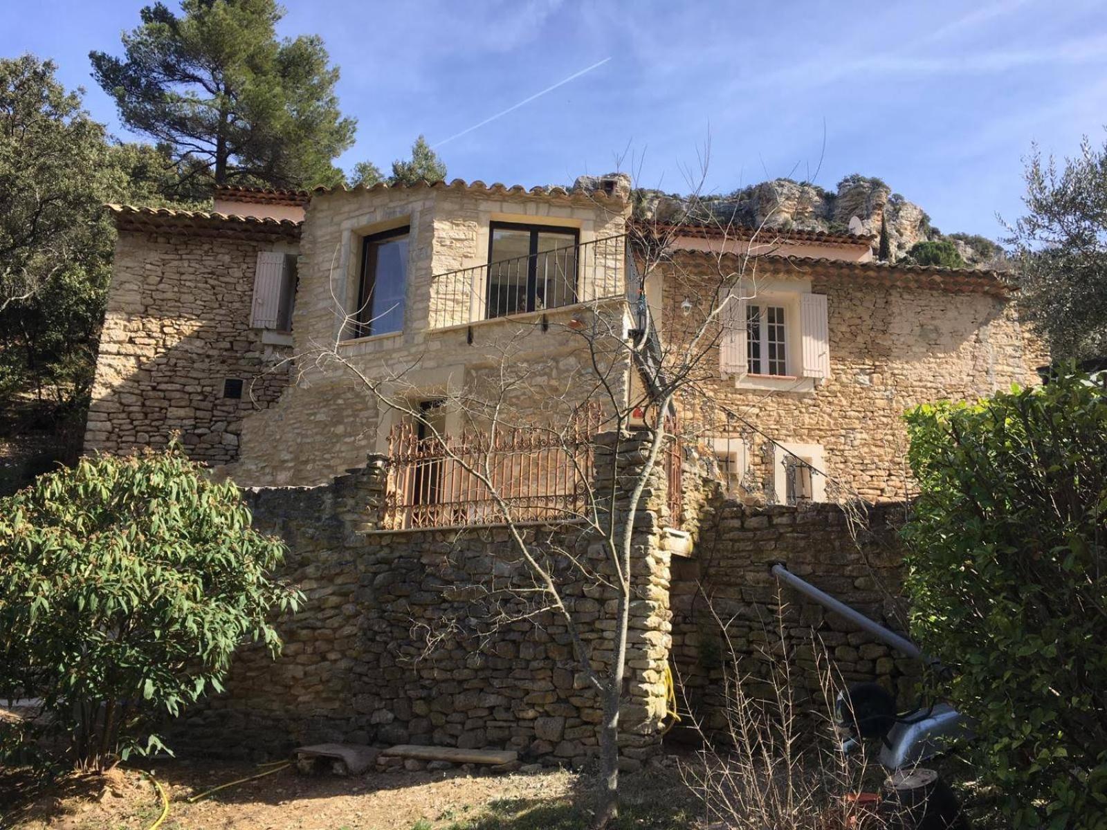 La Bergerie Pradel Bed & Breakfast Le Beaucet ภายนอก รูปภาพ