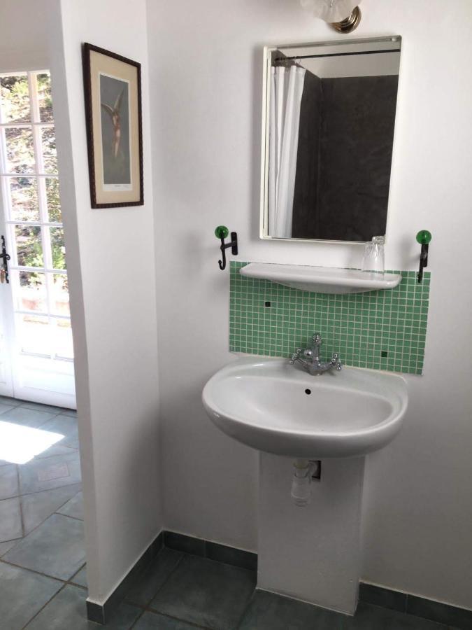 La Bergerie Pradel Bed & Breakfast Le Beaucet ภายนอก รูปภาพ